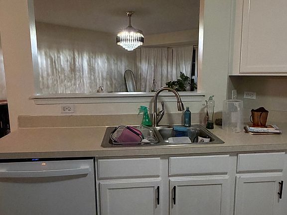 4th image of 109 Eisenhower Dr