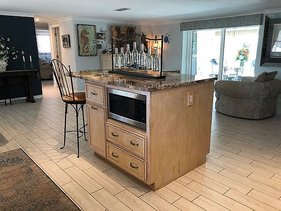 Kitchen island