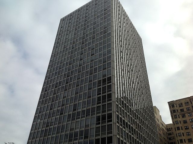 1st image of 2400 N Lakeview Ave APT 305