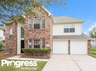 23022 S Waterlake Dr, Richmond, TX 77406