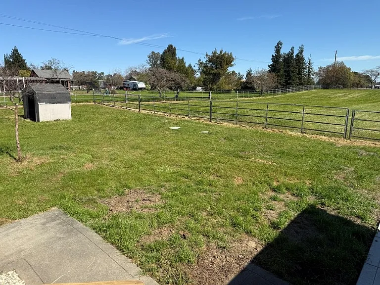 7420 Clement Rd — Photo 83
