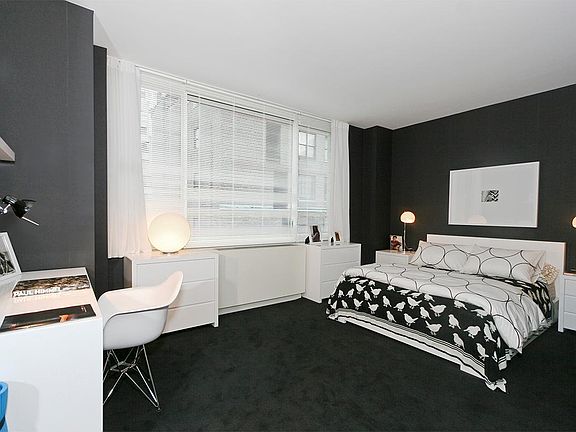 5th image of 330 W 39th St APT 18G