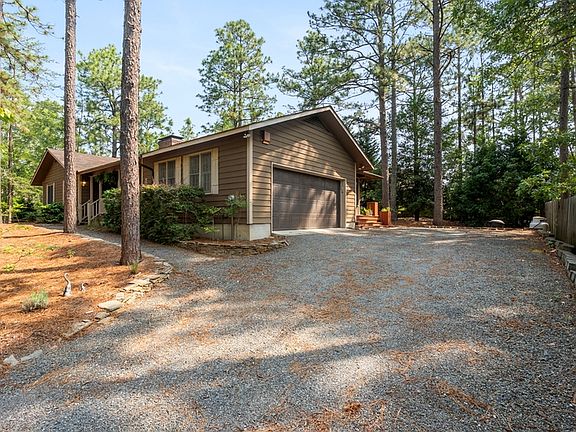 3rd image of 4 Prichard Ln