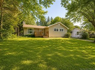 21 Pleasant St, Sackville, NB E4L 4E7