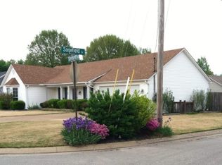 40 Glenhurst Dr, Jackson, TN 38305