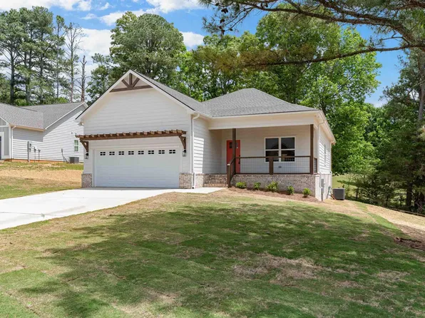 7677 Cloverdell Dr, Pinson, AL 35126