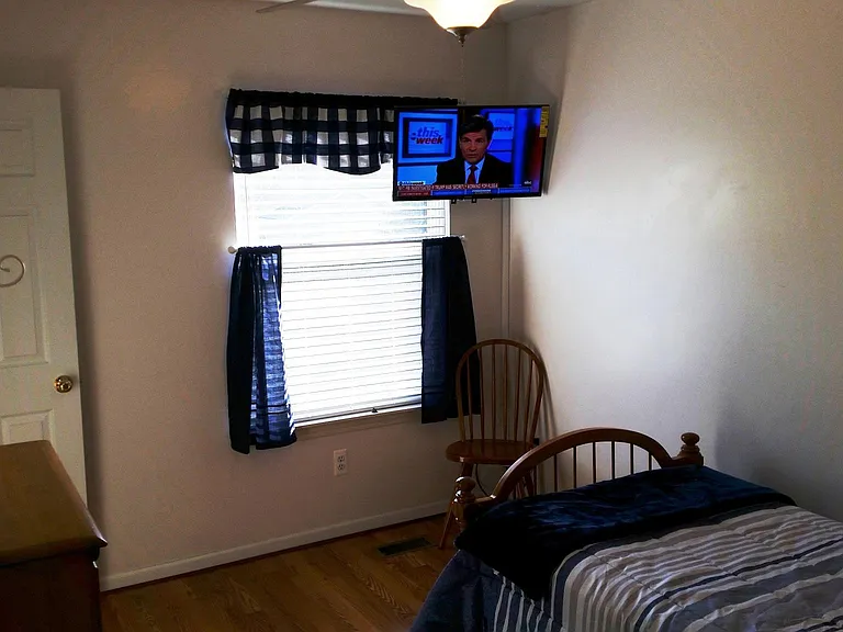 North Bedroom from Hall w/32" TV