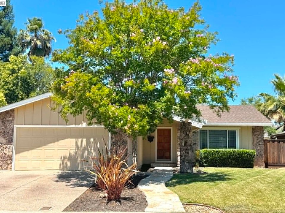 1st image of 3247 Ensenada Dr