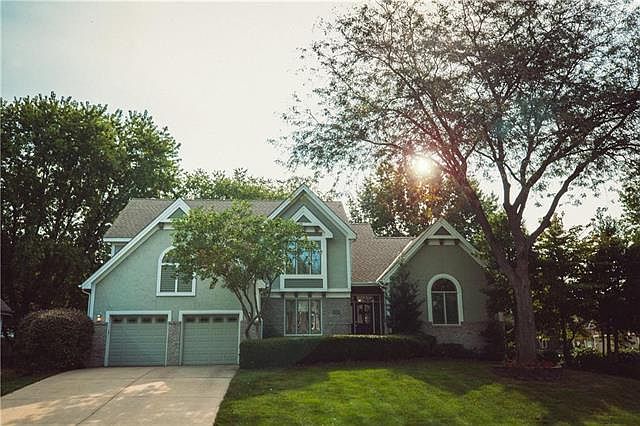 1st image of 1325 Wellington Way