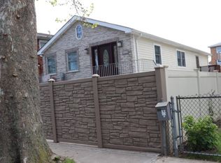 101 Winham Ave, Staten Island, NY 10306