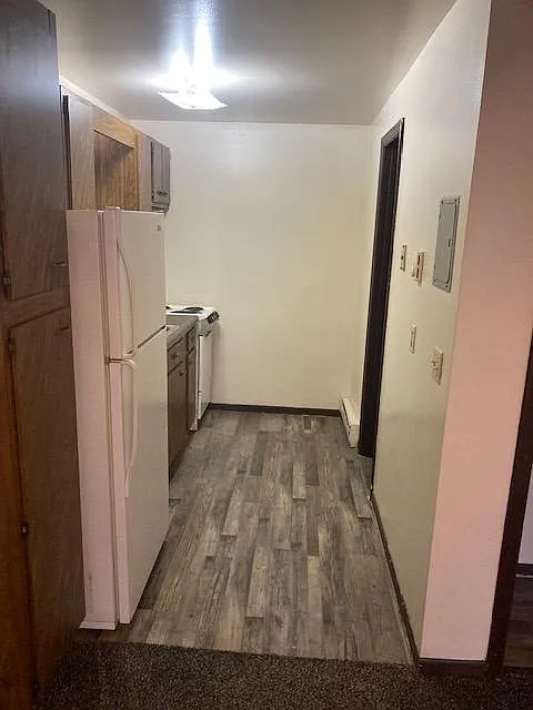 138 Eastwood Dr — Photo 3