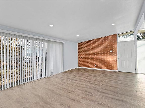 3rd image of 8425 Red Fir Dr