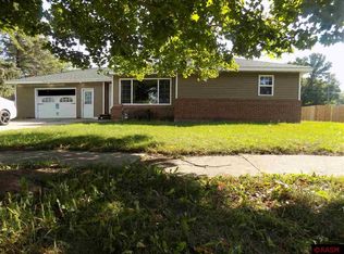 123 S Main St, Sherburn, MN 56171
