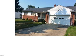 5286 Fairtree Rd, Bedford Heights, OH 44146