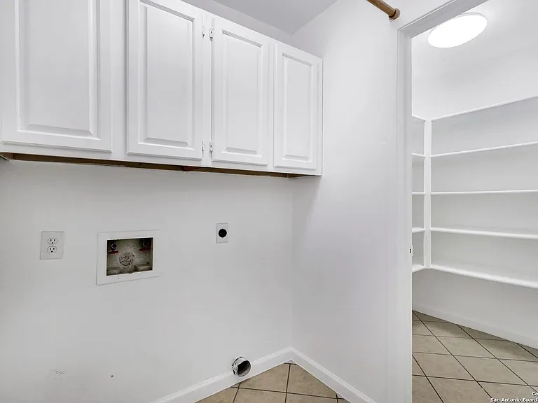 829 W Bitters Rd #103 — Photo 23