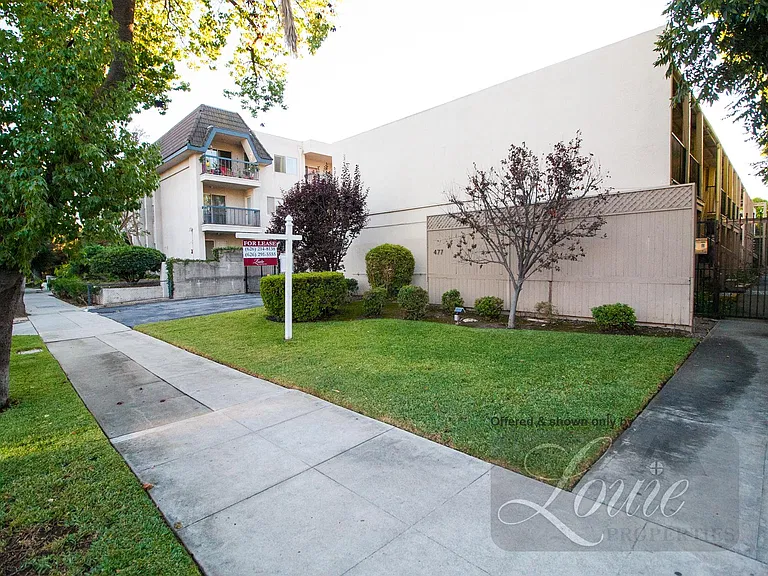 477 S El Molino Ave #4 — Photo 22