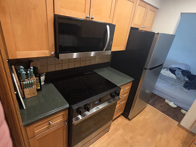6305 York Ave S #301 — Photo 13