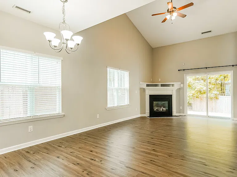 636 Smithridge Way — Photo 6