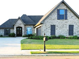 132 Essen Ln, Madison, MS 39110