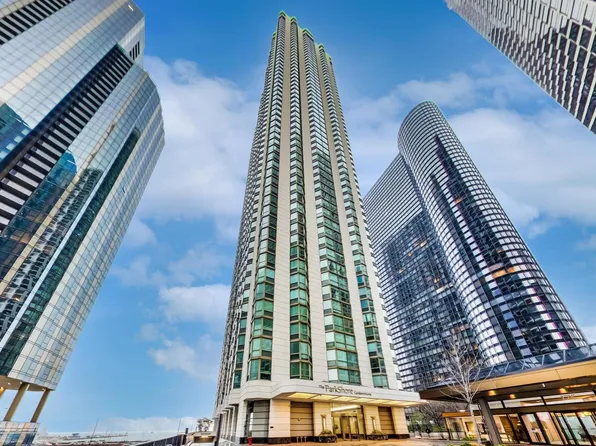 195 N Harbor Dr APT 5208, Chicago, IL 60601