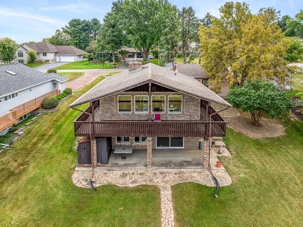 522 Baintree Rd, Davis, IL 61019