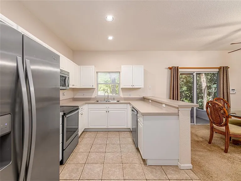 16322 Parkstone Palms Ct — Photo 9