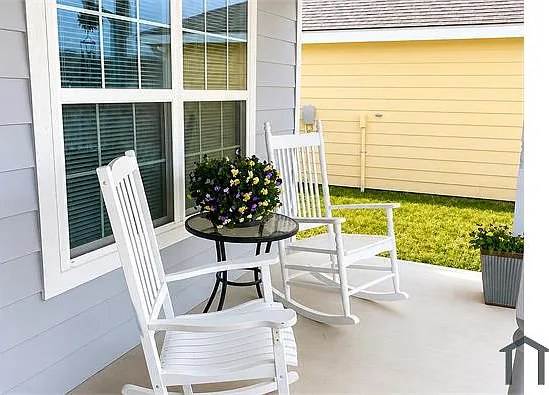 3 bed, 1319 sqft, $950 — Photo 3