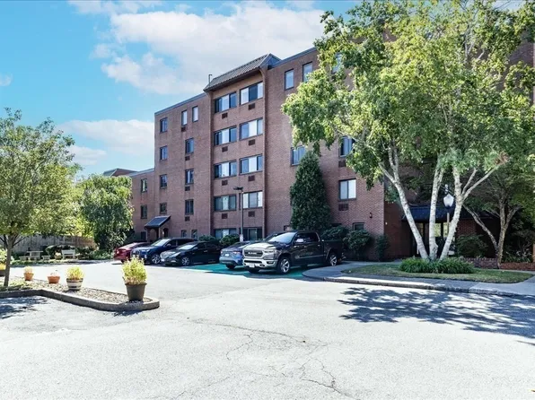 10 Norman St APT 502, Salem, MA 01970