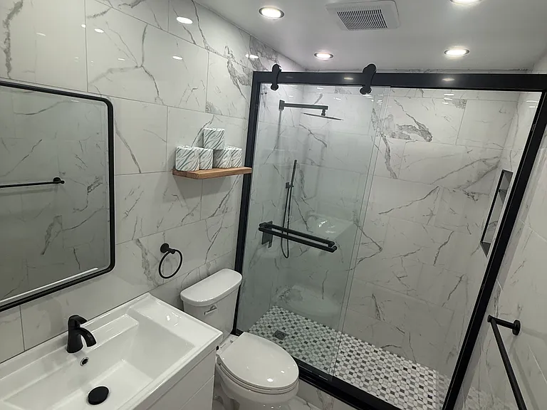 30 Charter Oaks Dr #4 — Photo 10