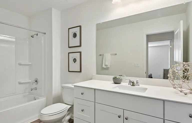 Beacon at Presidential Heights Rental Homes — Photo 11