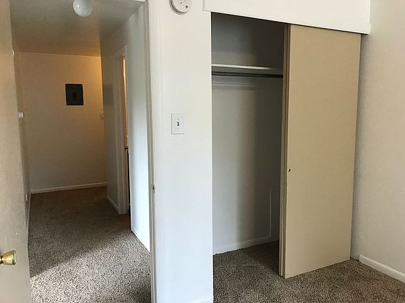 5th image of 95 N Clarkson St APT 13