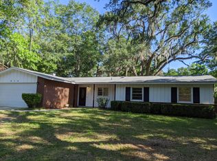 910 Chestwood Ave, Tallahassee, FL 32303