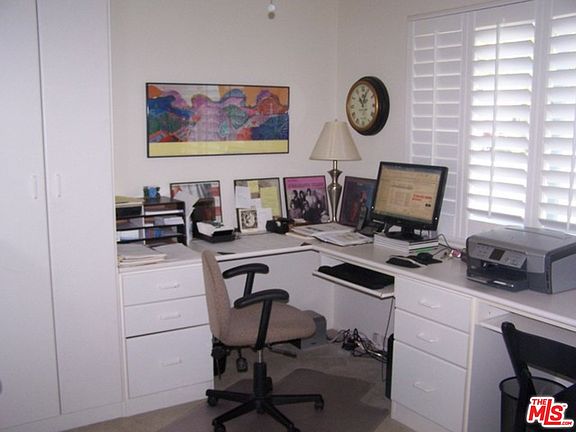 4th image of 2159 Wimbledon Cir