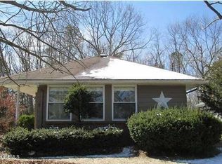 7 Mount Matterhorn Ln, Toms River, NJ 08753