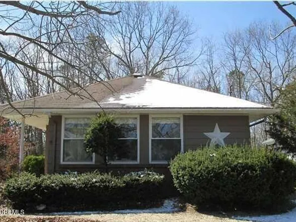 7 Mount Matterhorn Lane, Toms River, NJ 08753