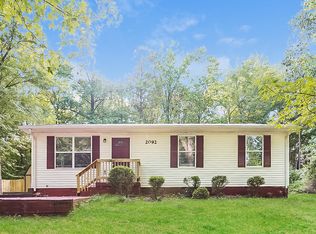 2092 Sanders Rd, Clarksville, TN 37043