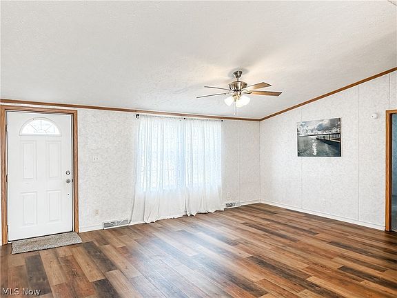 5th image of 1405 Minner St