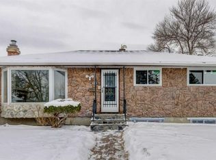 2443 E 42nd St SE, Calgary, AB T2B 1G6