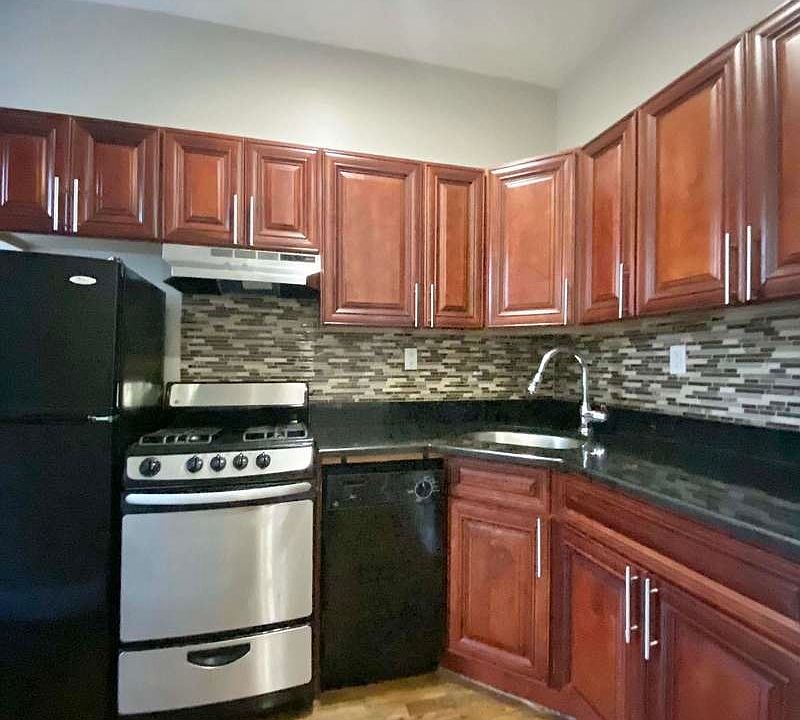 1st image of 1229 1st Ave APT 11