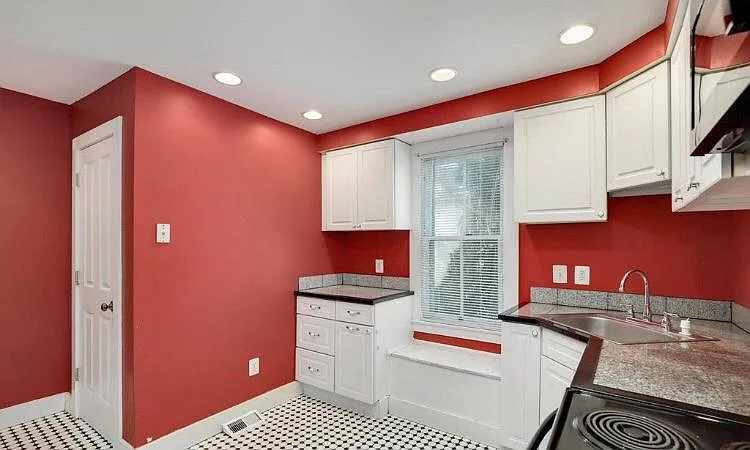 305 Lennox Ave — Photo 20