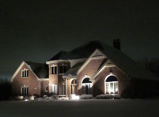 2181 Ridgemere Way, Greenwood, IN 46143