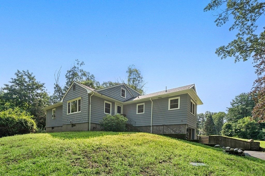 15 Curve St, Sherborn, MA 01770 MLS 73141665 Zillow