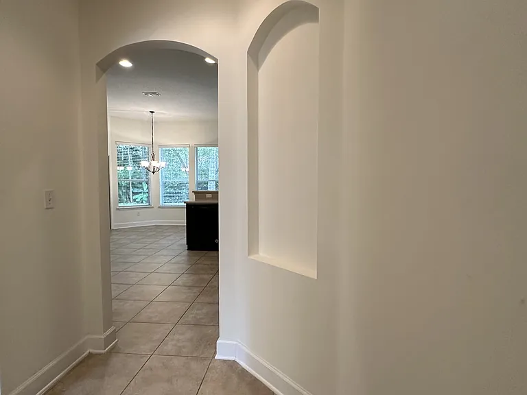 5204 Comfort Ct — Photo 7