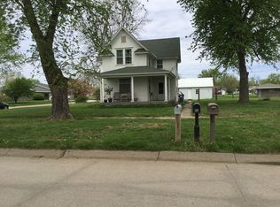 740 W 7th St, North Bend, NE 68649