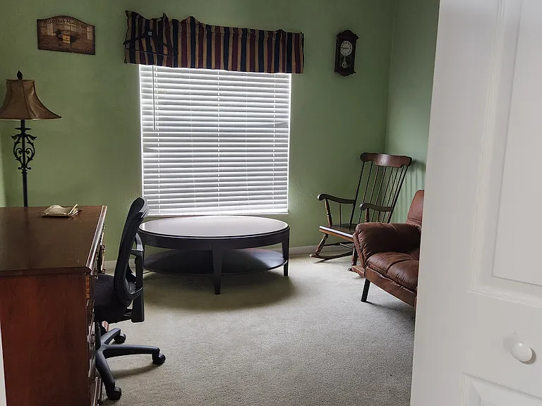 4420 Strathmore Dr — Photo 12