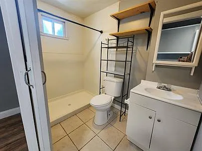 80 Parsells Ave — Photo 8