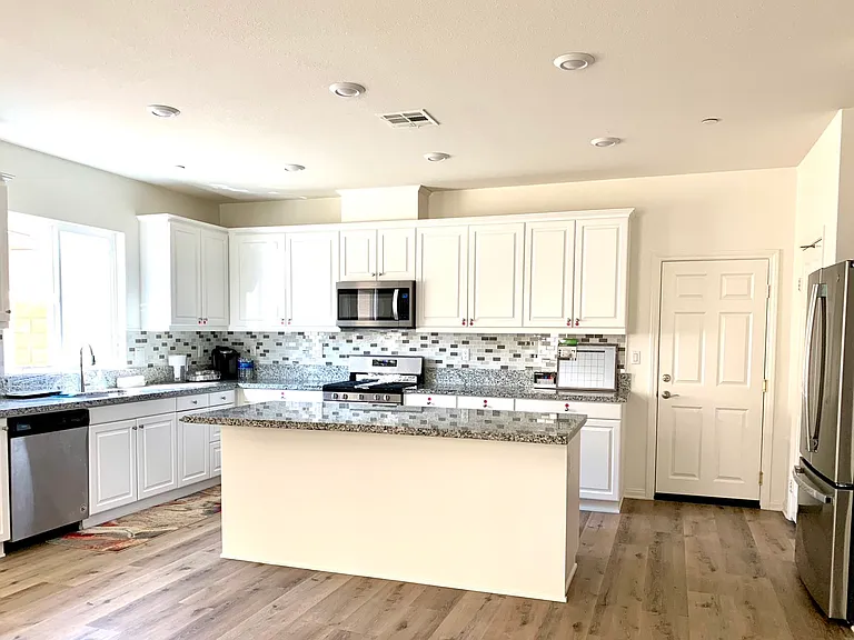 8041 Rooster Ct — Photo 8