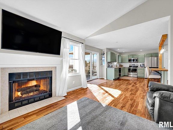 4th image of 1930 Cobblestone