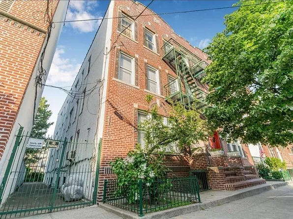 819 49th St, Brooklyn, NY 11220