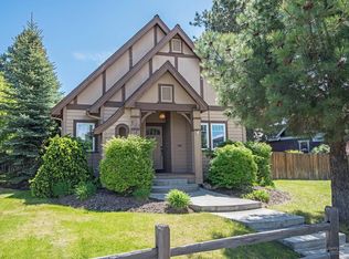 1248 NW Mount Washington Dr, Bend, OR 97703